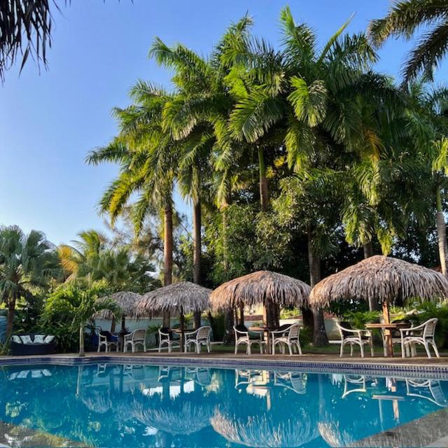 Hotel Praia Bela Салінополіс Екстер'єр фото